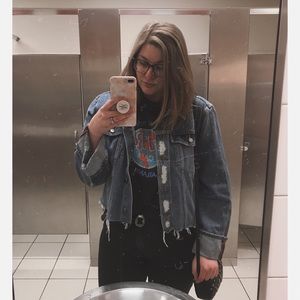 Meet your Posher, Dana